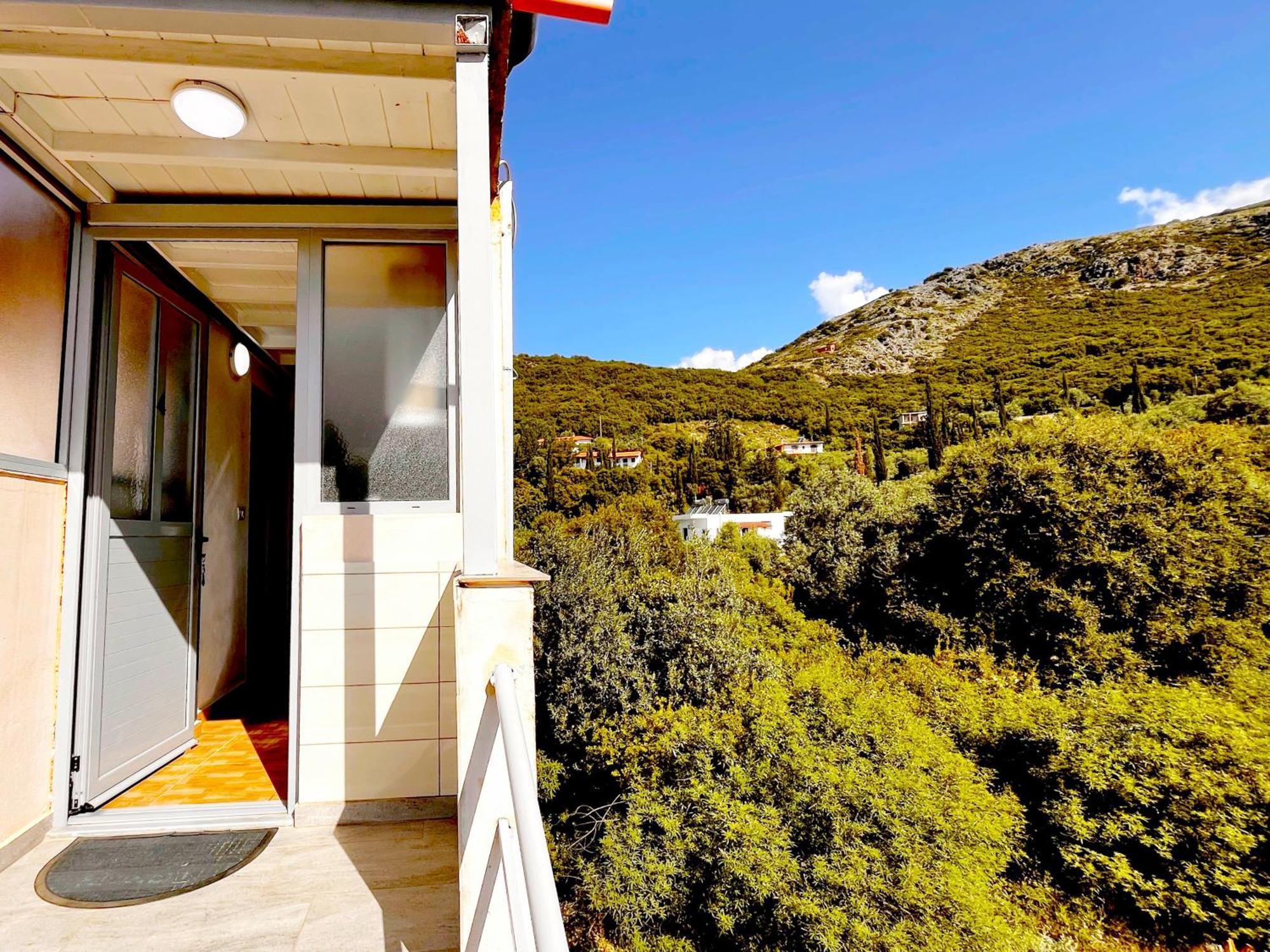 Garden Rooms Himare Buitenkant foto