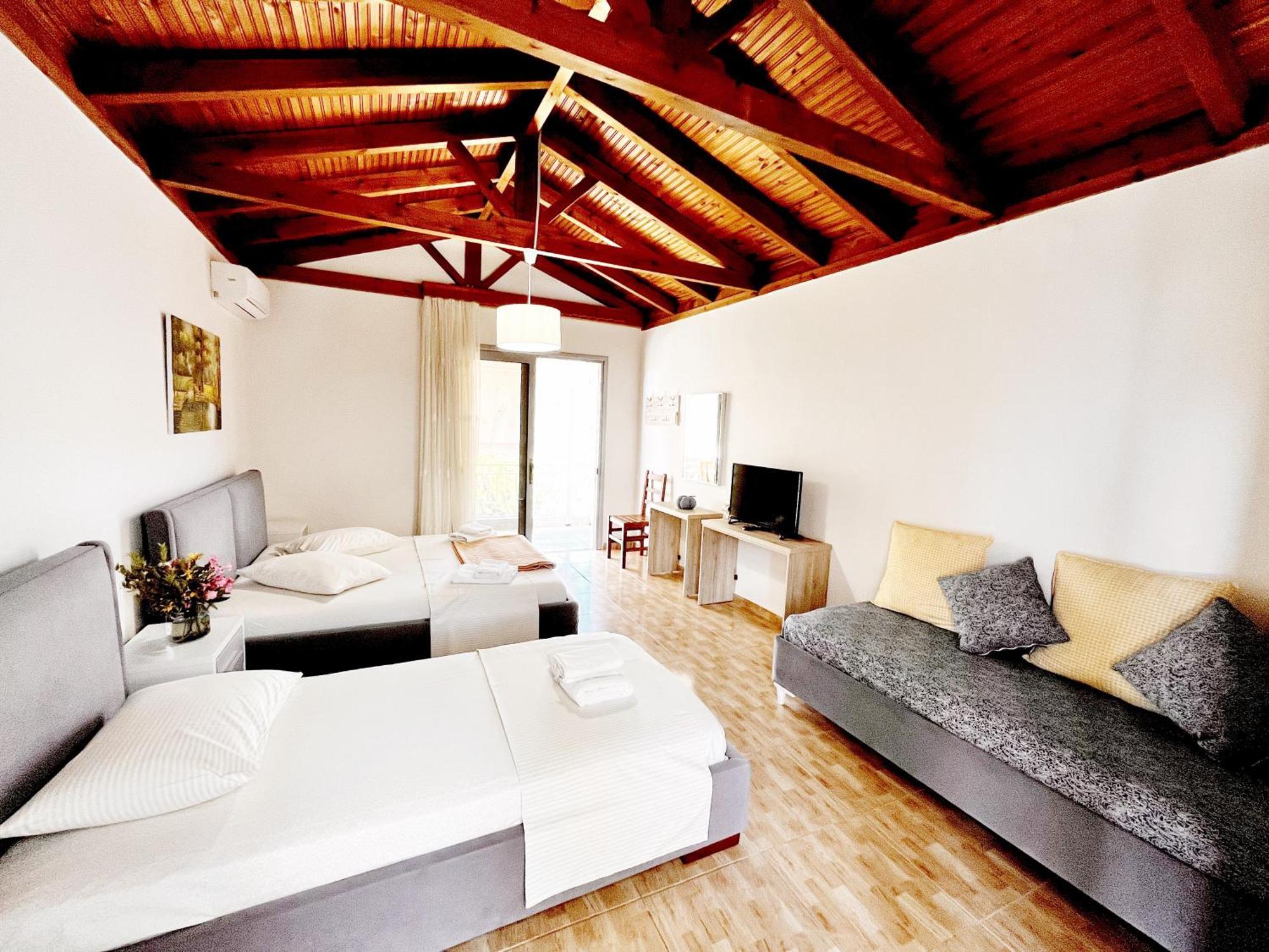 Garden Rooms Himare Buitenkant foto