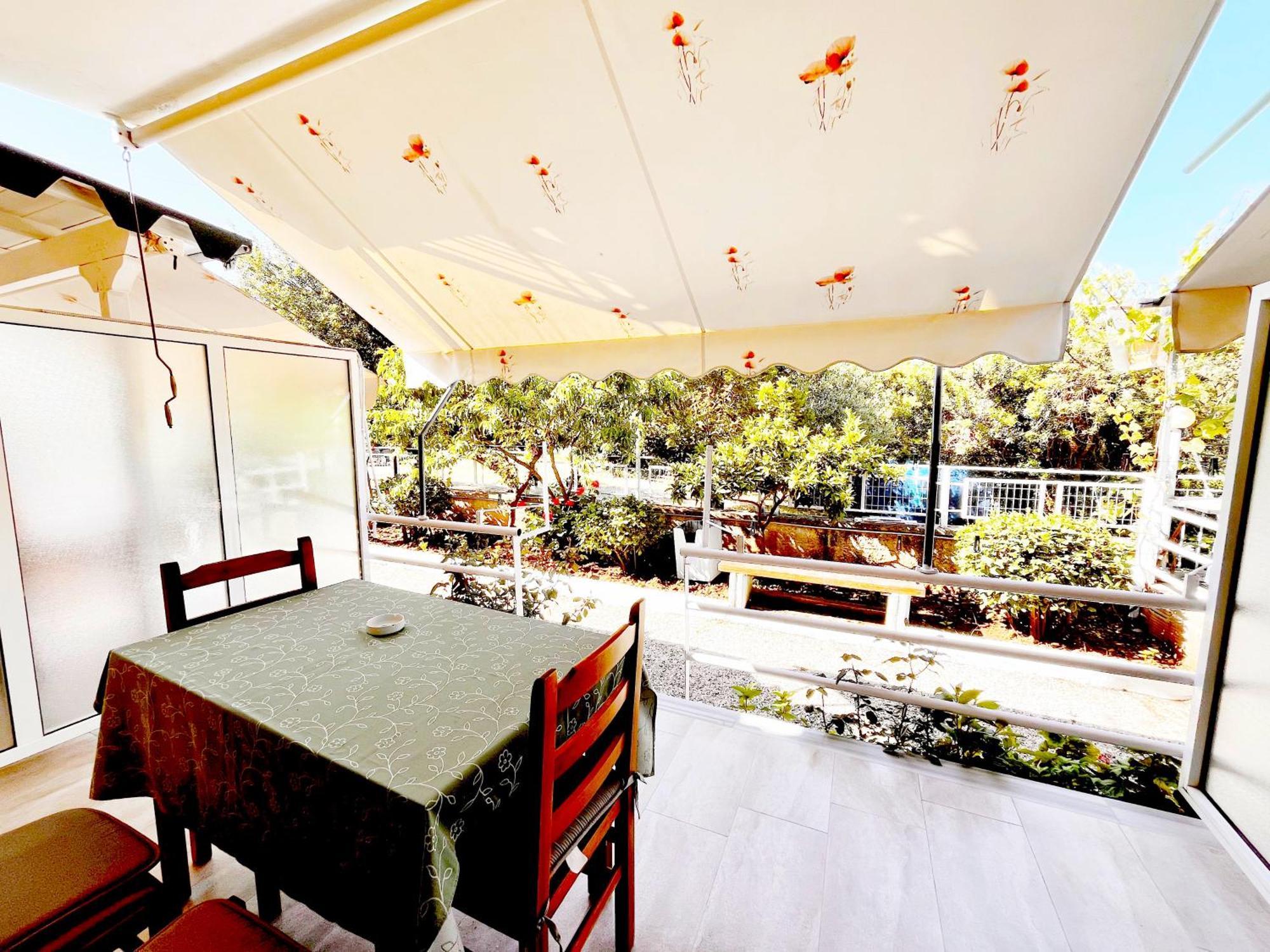 Garden Rooms Himare Buitenkant foto