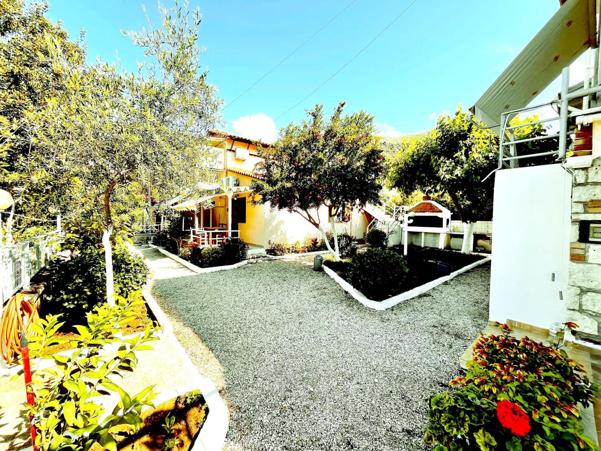 Garden Rooms Himare Buitenkant foto