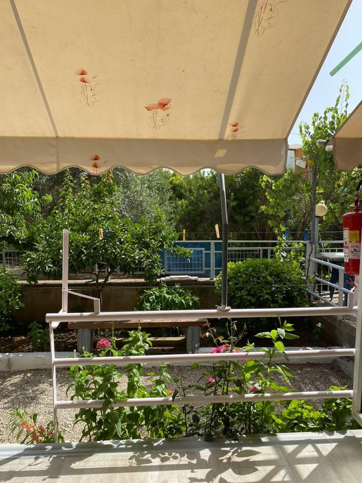 Garden Rooms Himare Buitenkant foto